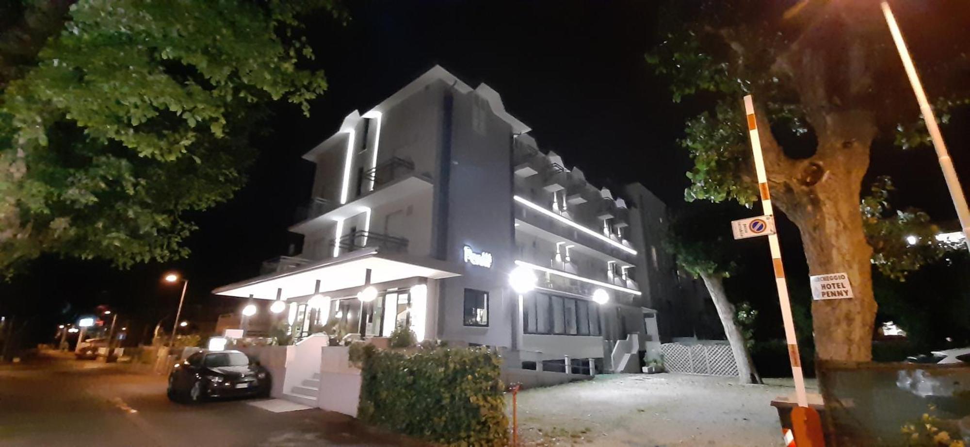 Hotel Penny Ρίμινι Εξωτερικό φωτογραφία