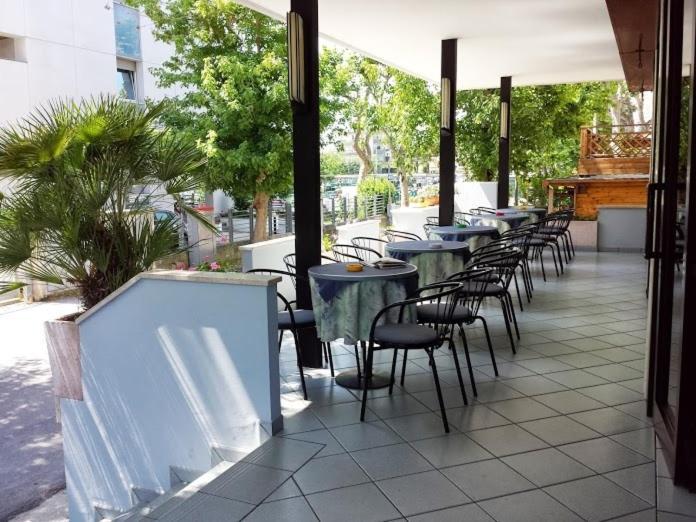 Hotel Penny Ρίμινι Εξωτερικό φωτογραφία